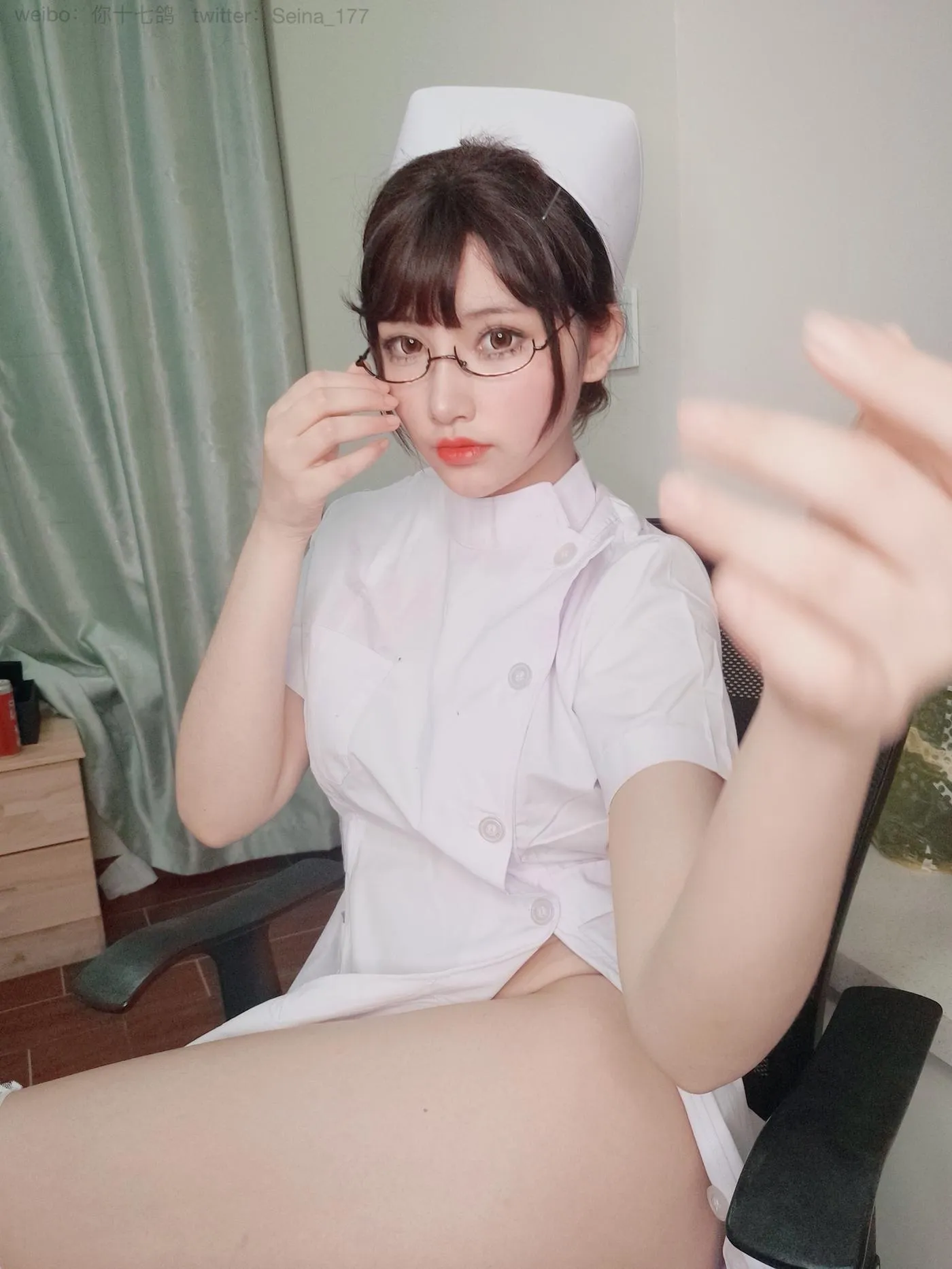 你十七鸽 – NO.03 白色护士-自拍档 [59P]插图5